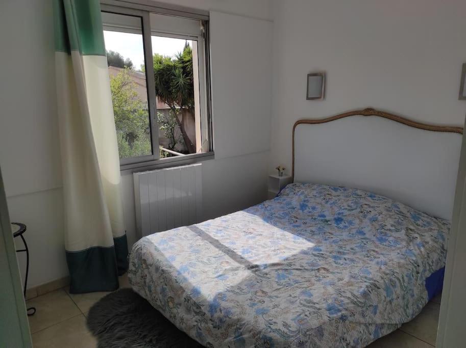 Appartement Joli Avec Cour Prive A 5 Minutes A Pied De La